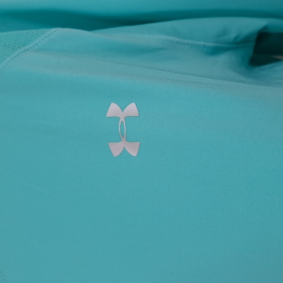Under Armour Teal "keep You Cool" Cut Out Back Detail Top. Size Large. NWT - Picture 3 of 11